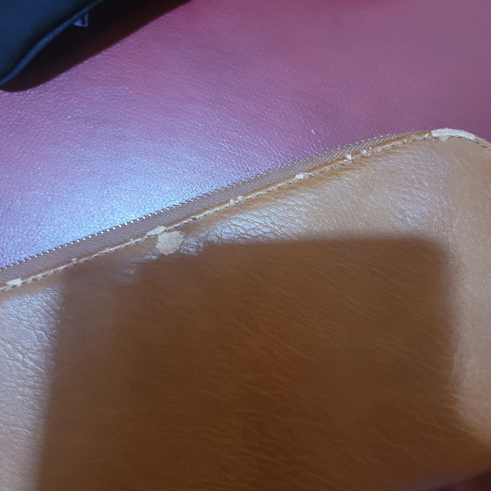 Wallets - Picture 2 of 13